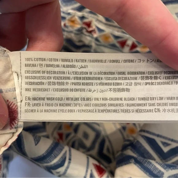 Hollister California Aztec Short Cuffed Sleeve Button Down Shirt Teen XL Tribal - Picture 8 of 14